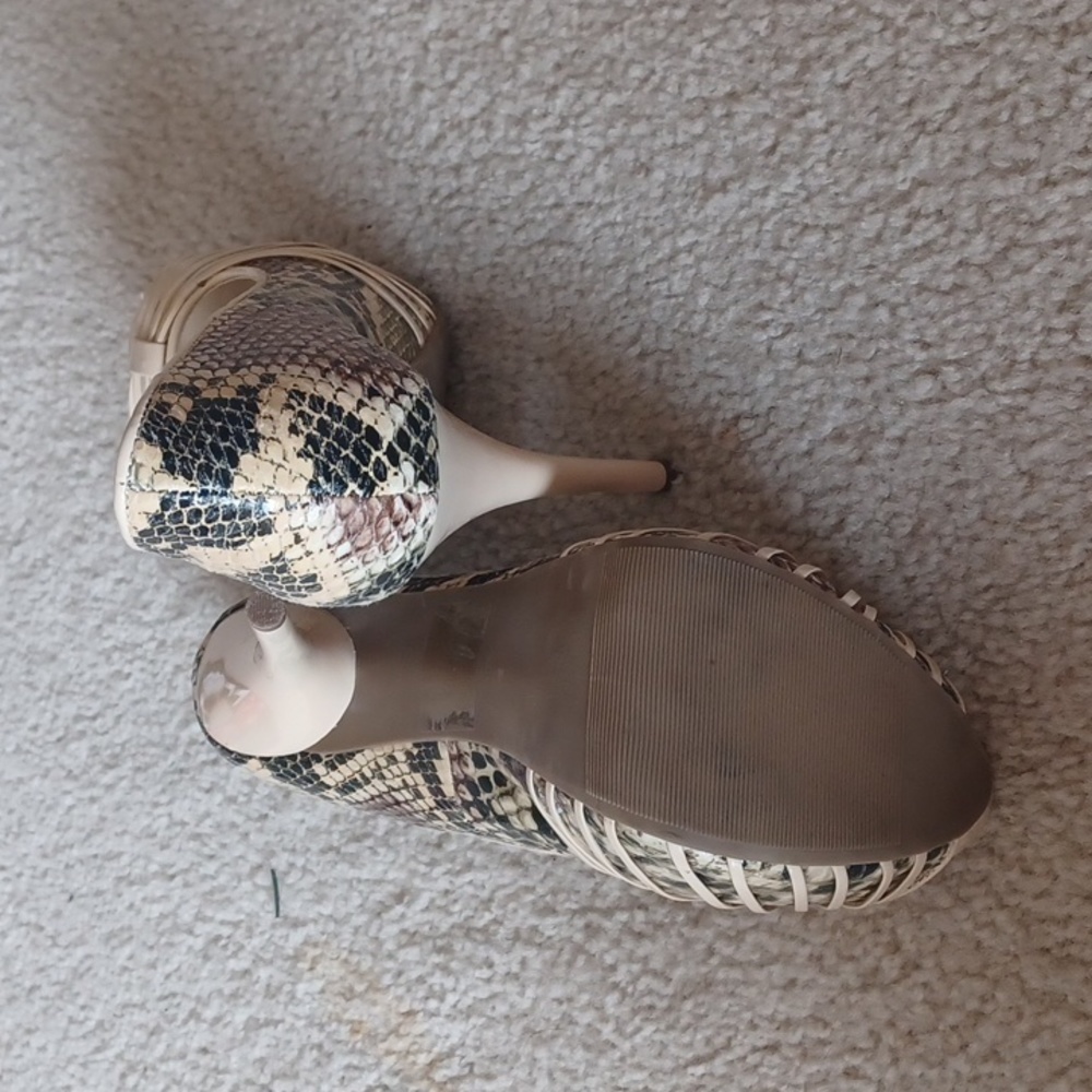 Heels open toe - Picture 3 of 4